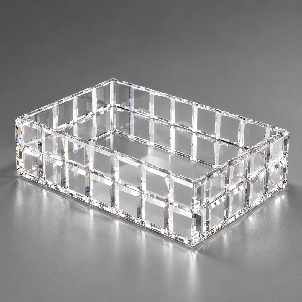 Bandeja BISOTÊ Facetada em Acrílico Cristal